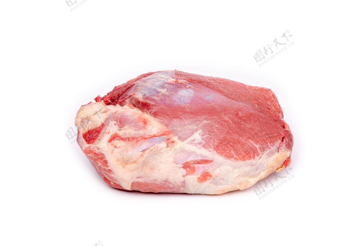 营养一块新鲜的生马肉隔离在白色的表面配料块食物
