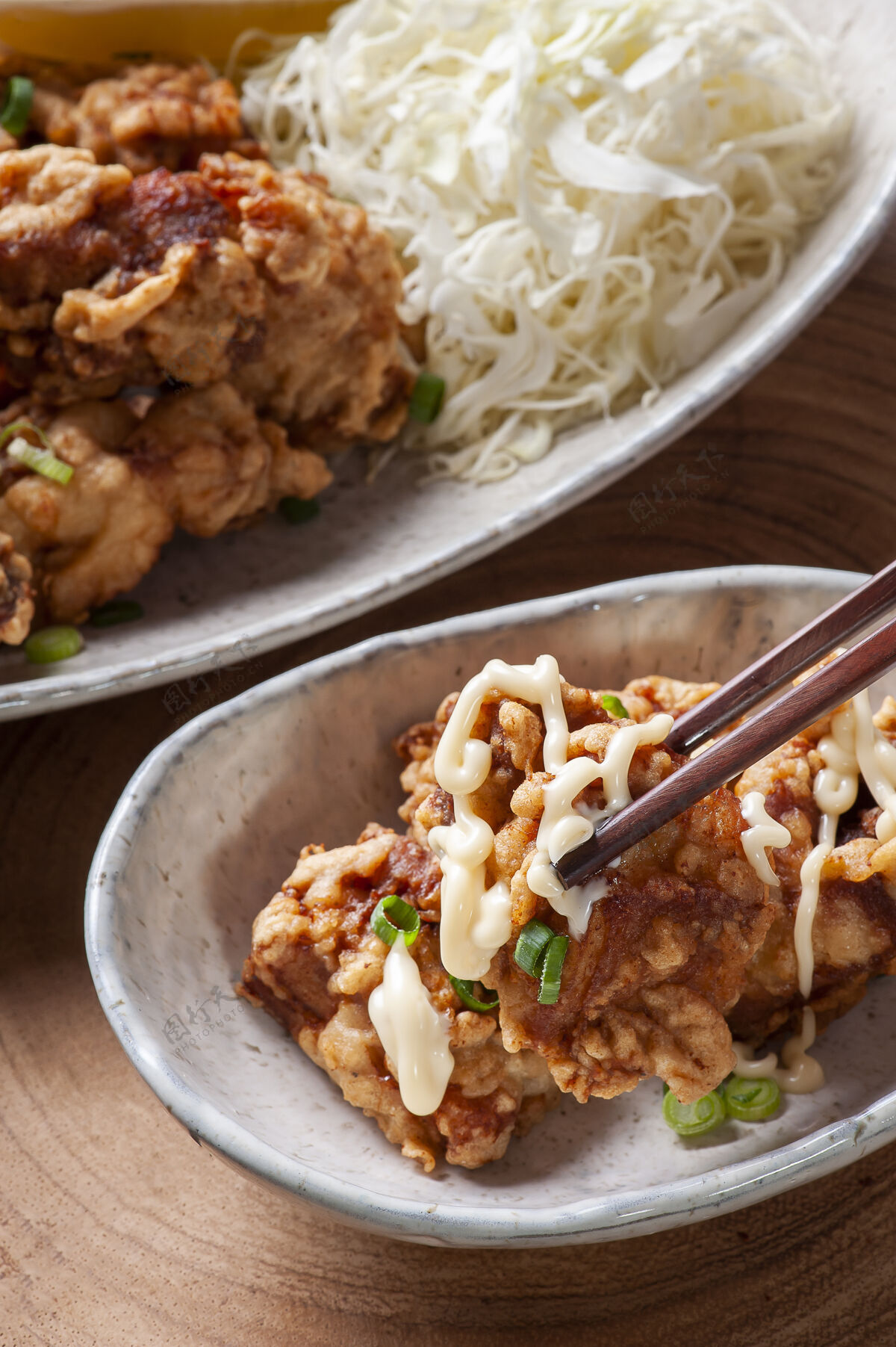 深卡拉奇典型日本炸鸡日本菜日本传统