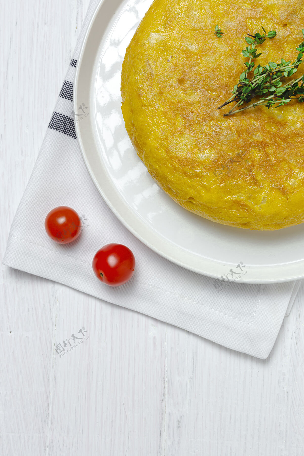 一餐自制西班牙煎蛋卷鸡蛋传统的西班牙菜传统美食美味