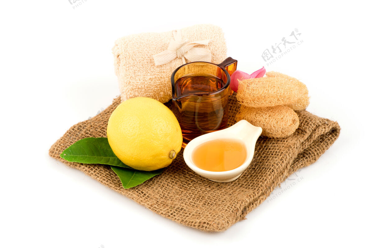 水柠檬加蜂蜜和白水隔离头发油蜂蜜