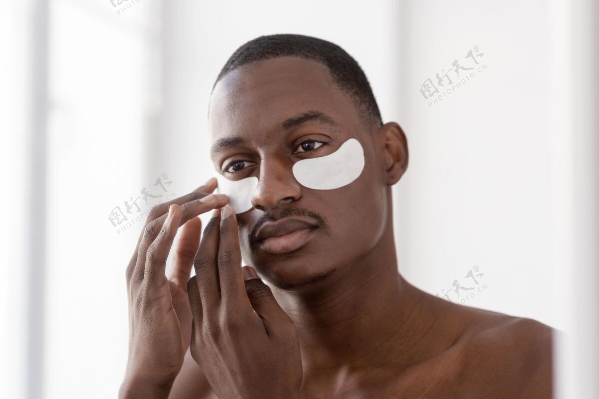 护理用眼罩接近男人治疗水平眼罩