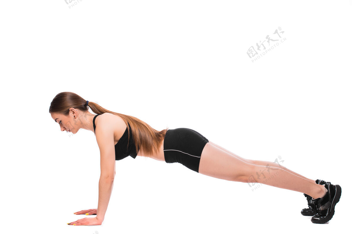 瑜伽健身女腹部锻炼基本支架姿势白色背景背景锻炼身体