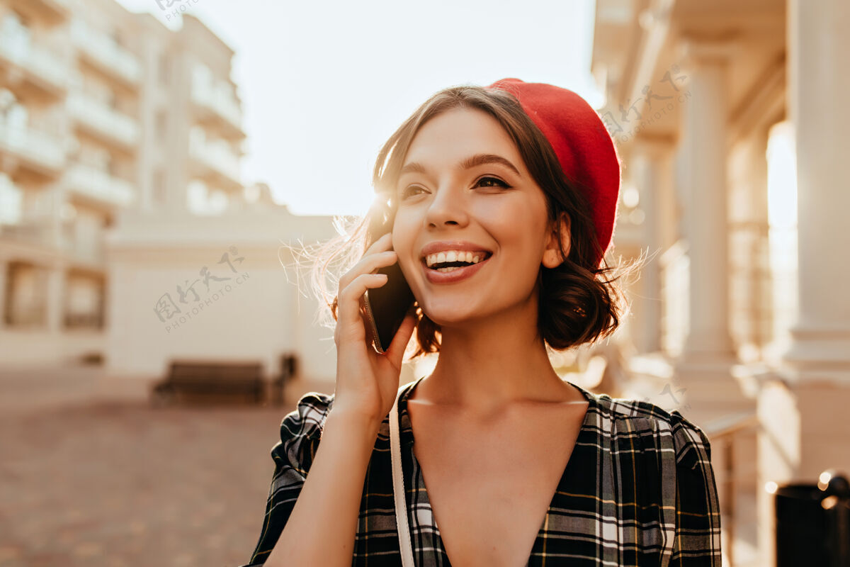 Free 老式法国直拨电话 Stock Photo | FreeImages